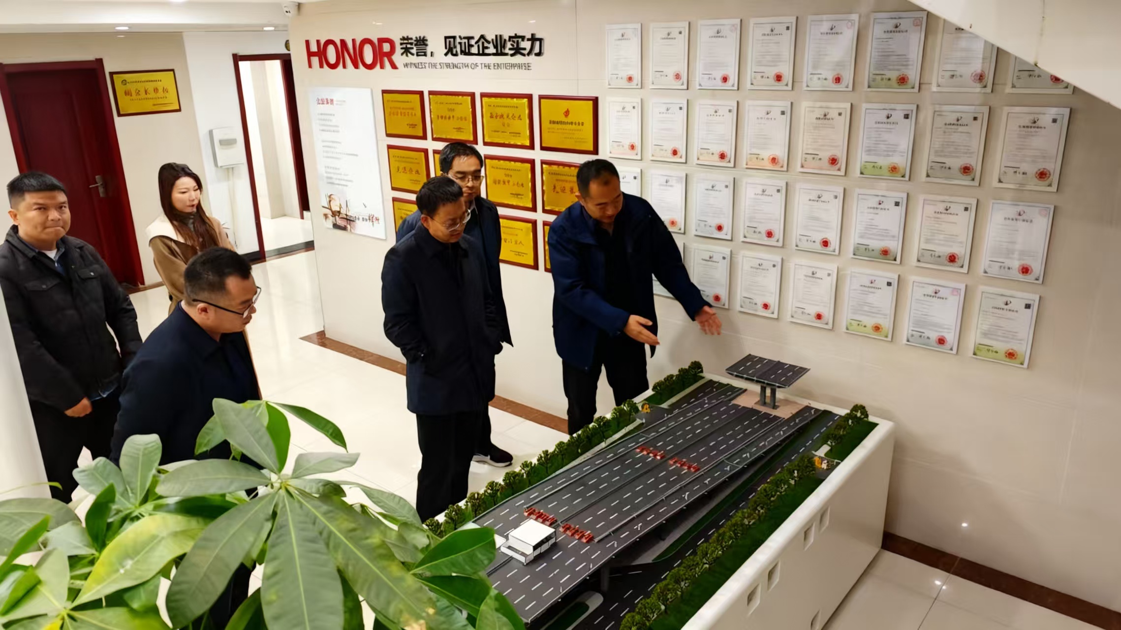 20251218529c01f15d49c8add8c2f3babef9b833.jpg 20251218529c01f15d49c8add8c2f3babef9b833.jpg